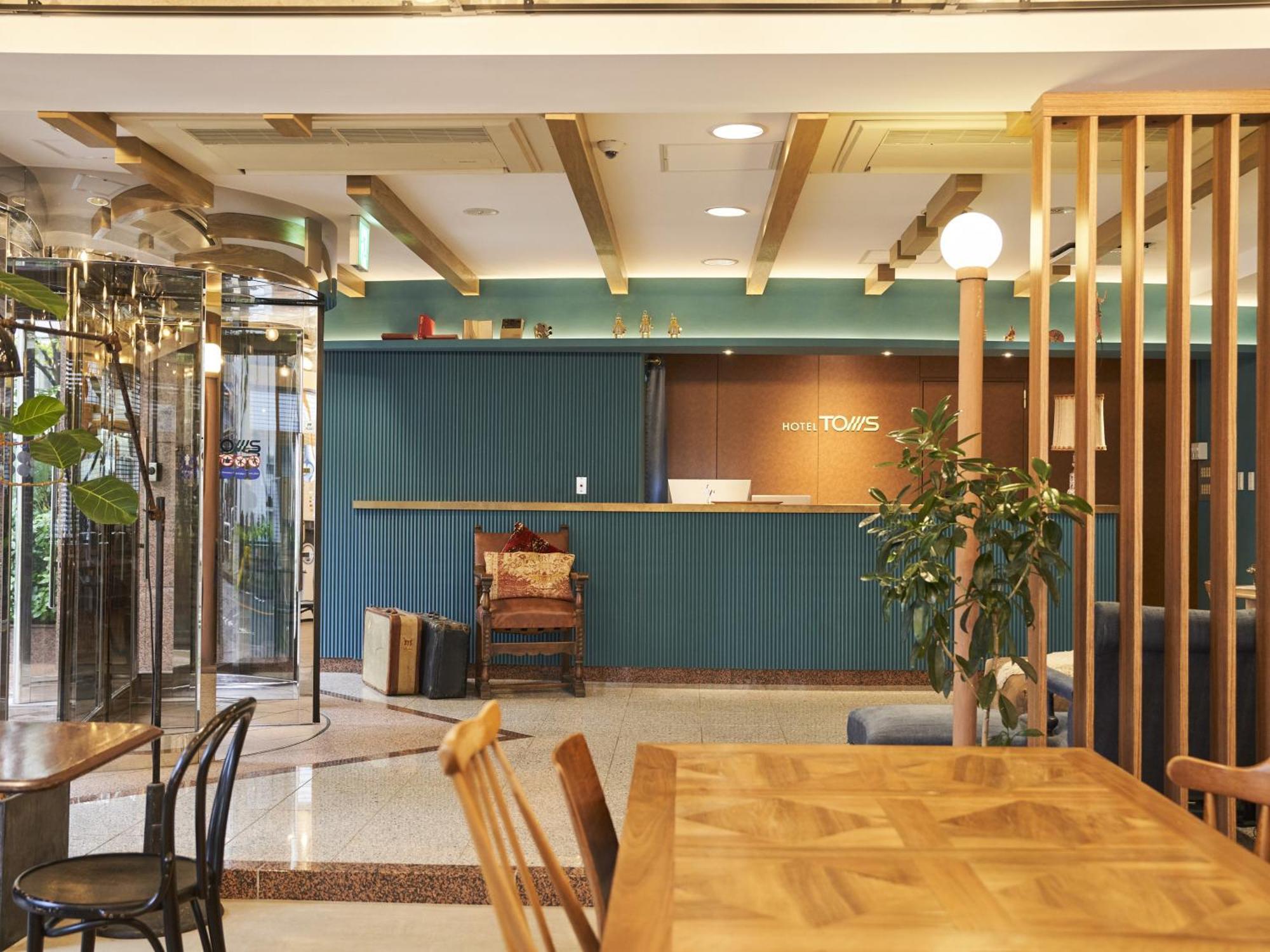 Hotel Toms Tokio Buitenkant foto