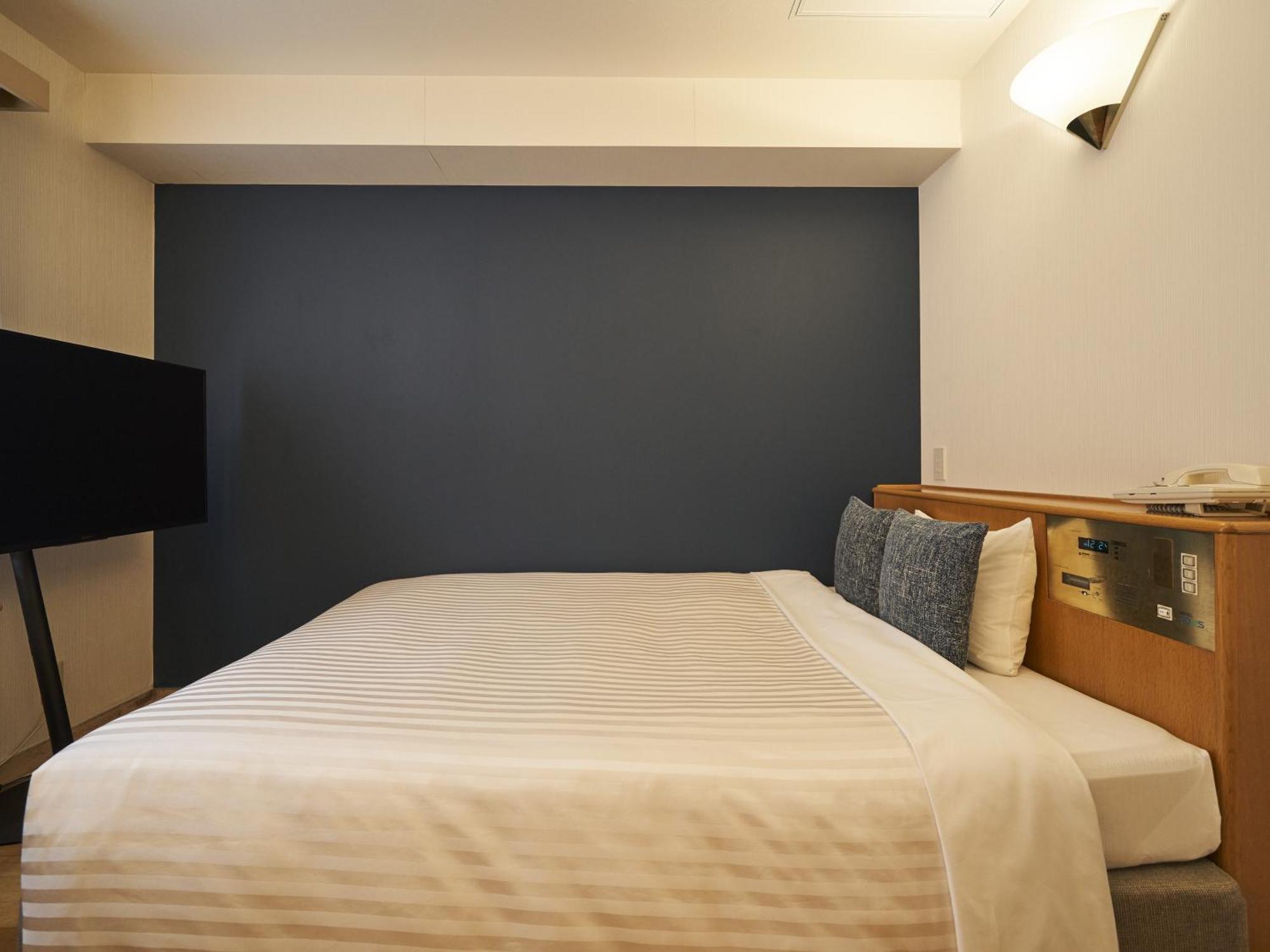 Hotel Toms Tokio Buitenkant foto